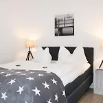 Seadrift Land-apartments