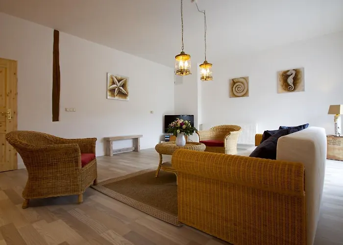 Seadrift Land-apartments